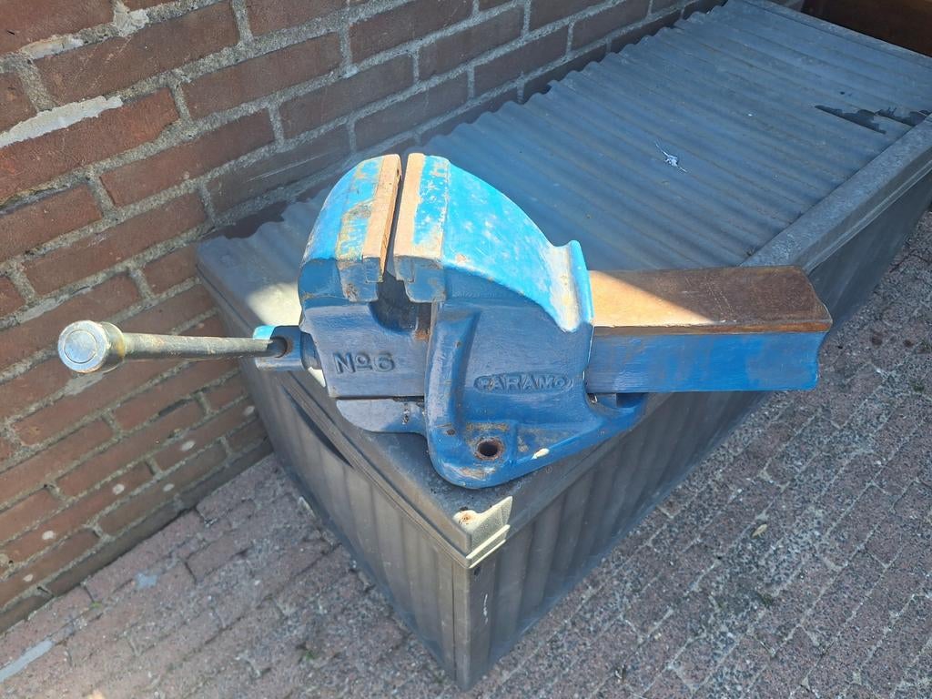 Zware bankschroef 150mm paramo no.6, Ophalen, Gebruikt, Bankschroef