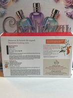 Clarins setje etui, mascara & serum, Ophalen of Verzenden, Nieuw, Bodylotion, Crème of Olie