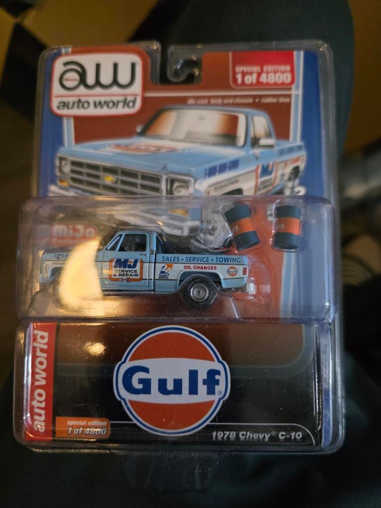 Auto World 1978 Chevy C-10 Gulf Special Edition, Ophalen of Verzenden, Autoworld, Onbekend, Onbekend
