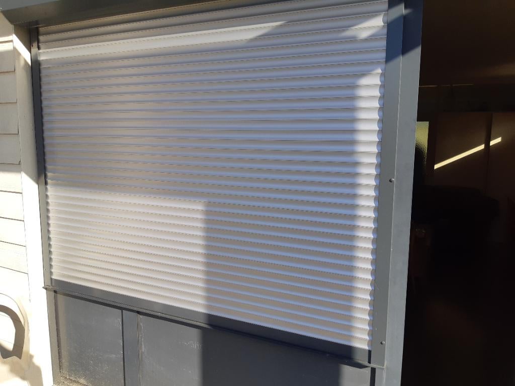 Rolluik, Ophalen, Zo goed als nieuw