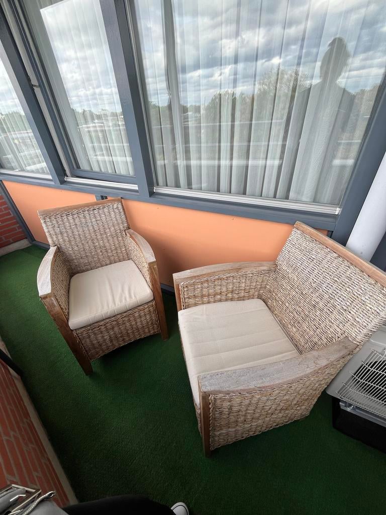 Twee rotan stoelen met houten frame, Gebruikt, Twee, Overige kleuren, Ophalen of Verzenden