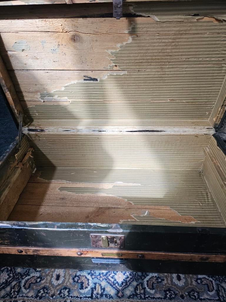 Oude hutkoffer, Huis en Inrichting, Woonaccessoires | Kisten, Ophalen of Verzenden, Minder dan 50 cm, Minder dan 50 cm