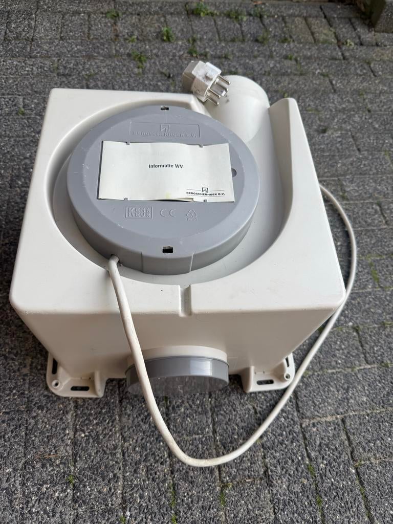 Centrale afzuigunit - Bergschot B.V. Woonhuisventilator, Ophalen of Verzenden, Gebruikt, Afzuiger