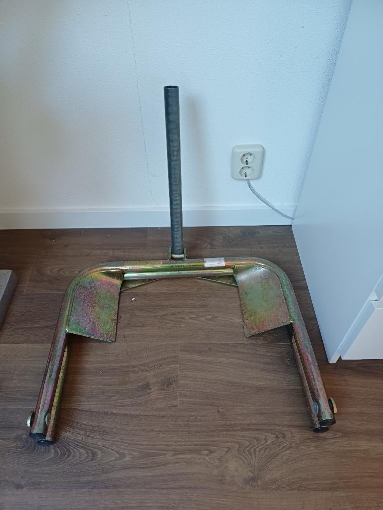 Leveler staal, Caravans en Kamperen, Ophalen, Zo goed als nieuw