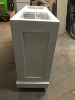 Kast / dressoir, Ophalen, Gebruikt, 25 tot 50 cm, Grenenhout