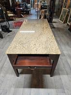 Eettafel met houten onderstel en marmeren blad, Ophalen of Verzenden, Nvt, Nvt, Nvt