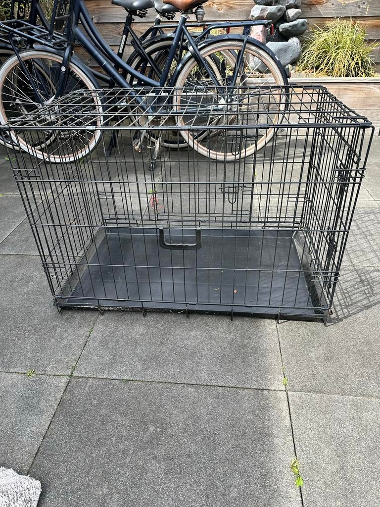 Stalen bench 90x56x63, Dieren en Toebehoren, Ophalen of Verzenden, Zo goed als nieuw