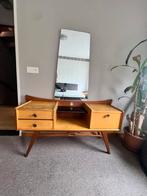 Vintage meubelset: kaptafel, nachtkastjes, kledingkast, Ophalen