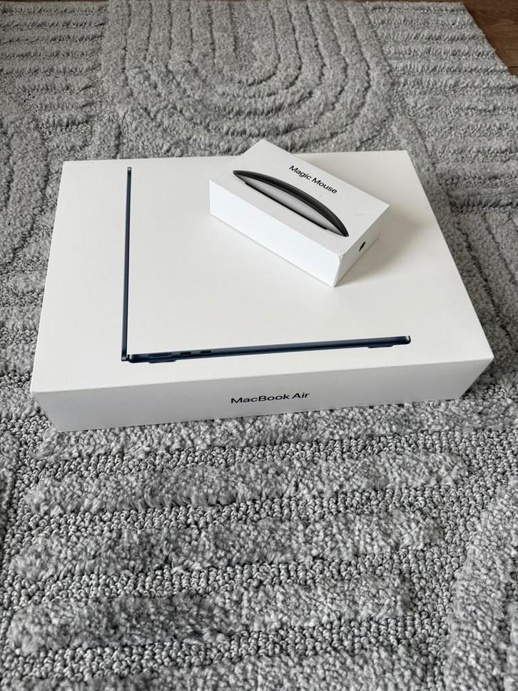 Apple MacBook Air 2024 13-inch, Computers en Software, Apple Macbooks, Zo goed als nieuw, MacBook Air, 13 inch, Ophalen of Verzenden