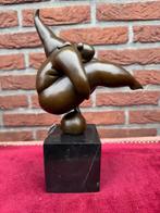 balancerende gezette dame, brons en marmer, Ophalen of Verzenden, Brons