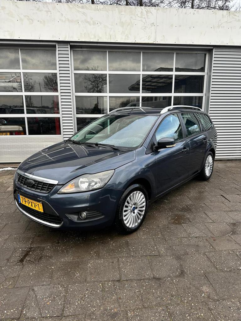 Ford Focus Wagon 1.6 TDCi Limited EXPORTPRIJS, Auto's, Euro 5, Stof, Gebruikt, Zwart