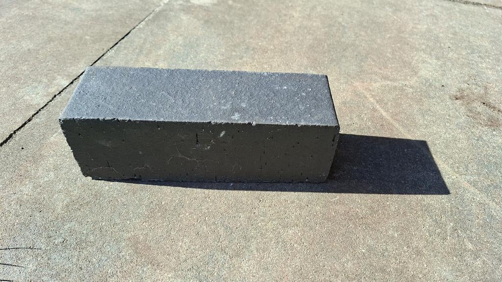 Zwarte gebakken klinkers stenen, Ophalen