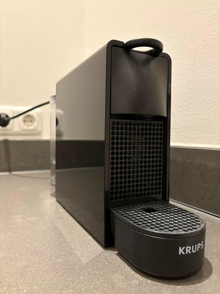 Krups Nespresso Essenza Mini - Piano black (defect), Espresso apparaat, Ophalen of Verzenden, 1 kopje, Niet werkend