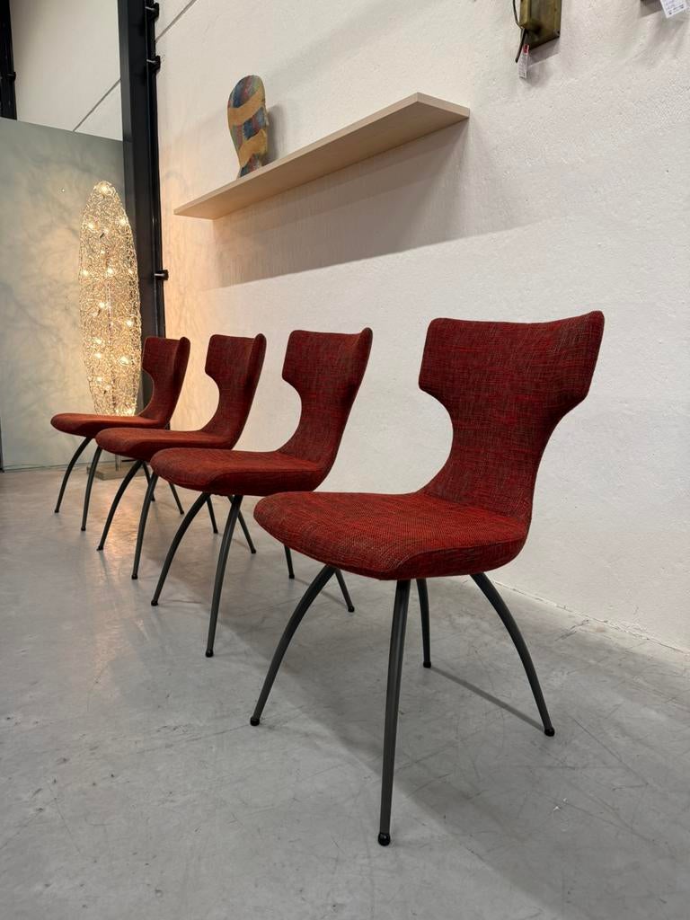 4 Showmodel Leolux Callas Eetkamerstoel rood design stoel, Huis en Inrichting, Stoelen, Nieuw, Ophalen of Verzenden, Vier, Stof