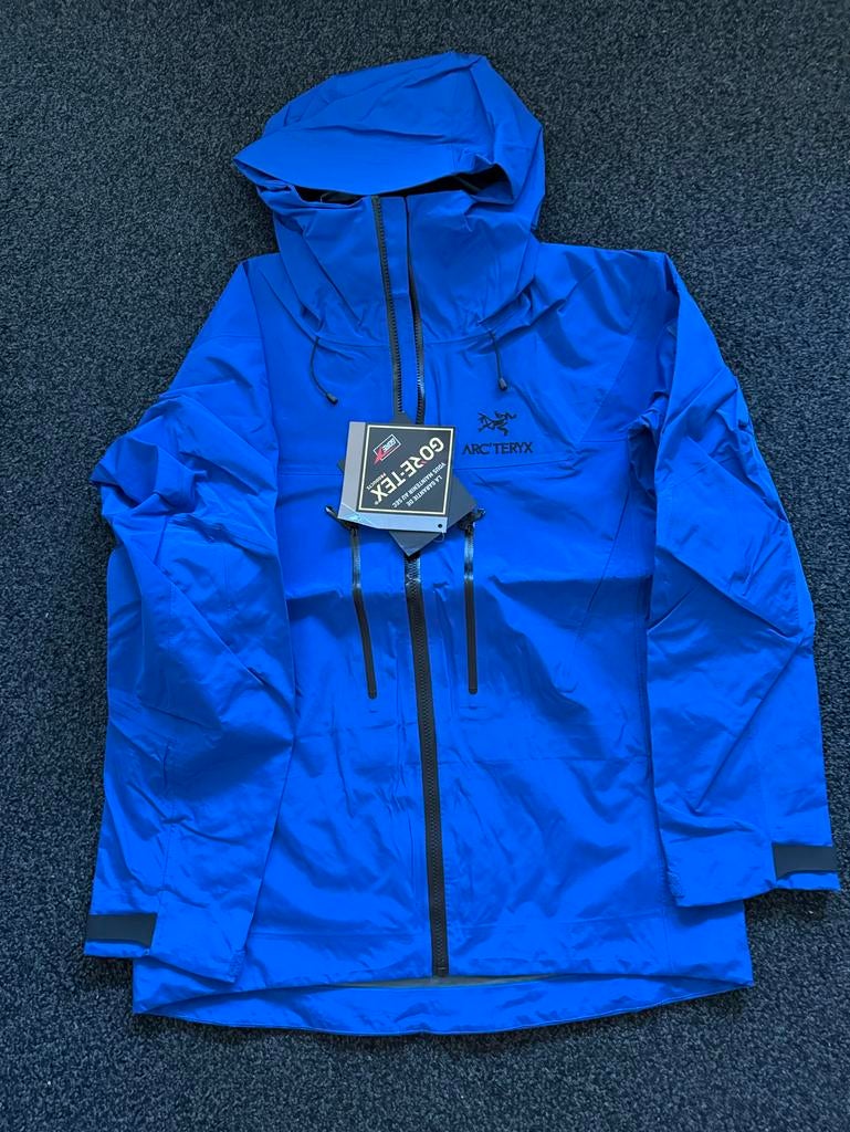 Arc'teryx Gore-Tex Regenjas Maat L - Nieuw met labels, Ophalen of Verzenden, Nieuw, Maat 52/54 (L), Blauw