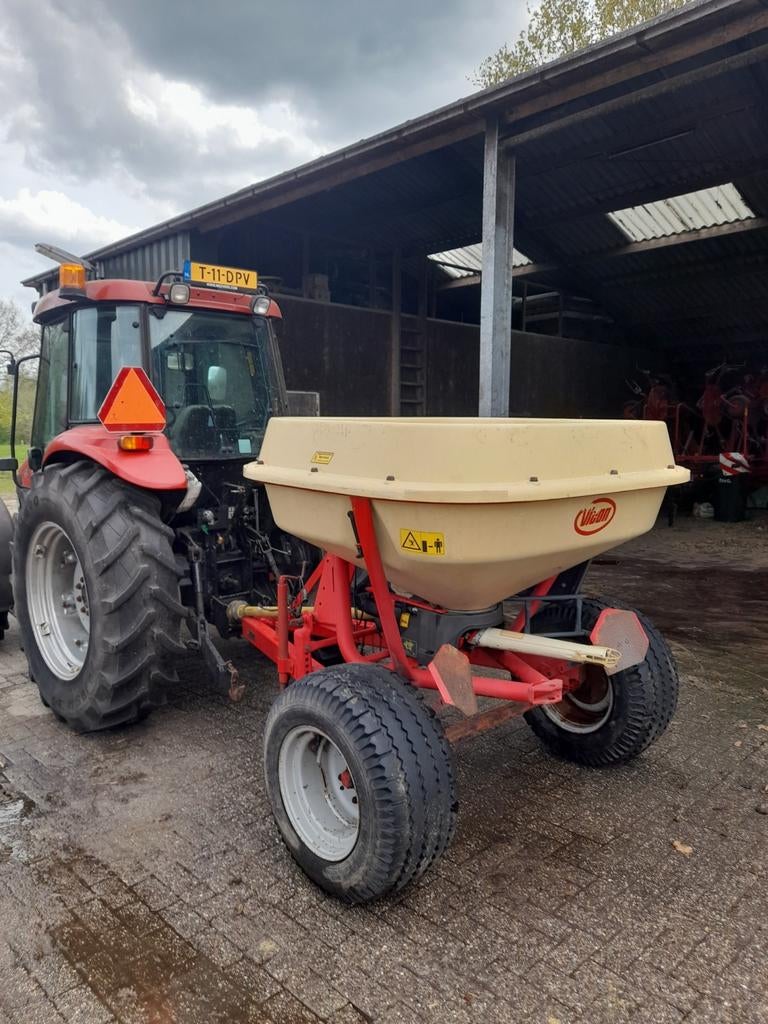 Vicon Pendelstrooier - Goede staat met vicontrol, Ophalen