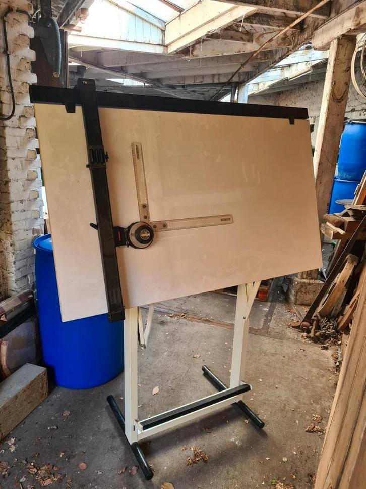 Professionele Ontwerptafel met Tekenmachine, Doe-het-zelf en Verbouw, Tekentafels, Gebruikt, 130 tot 150 cm, Ophalen