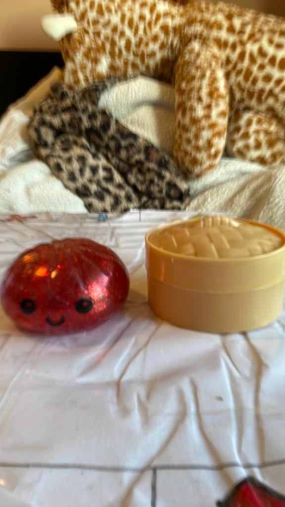 SQUISHY DUMPLING RED GLITTER, Sport en Fitness, Ophalen of Verzenden, Nieuw, Apparaat