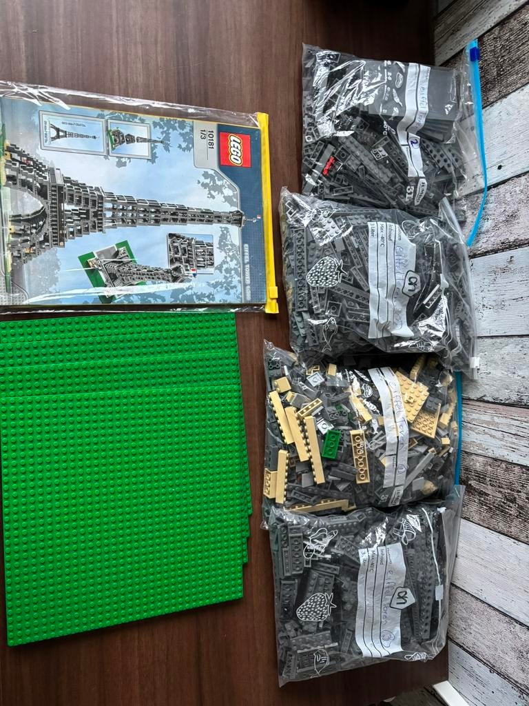 Lego 10181 Eiffel Tower (oude editie), Lego, Compleet, Ophalen of Verzenden, Zo goed als nieuw