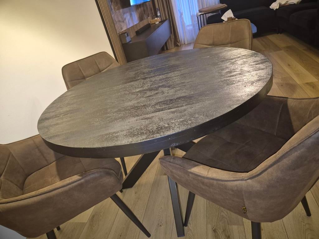 Mango eettafel met vier stoelen 120 cm, Huis en Inrichting, Tafels | Eettafels, Ophalen, Rond, Zo goed als nieuw, Vier personen