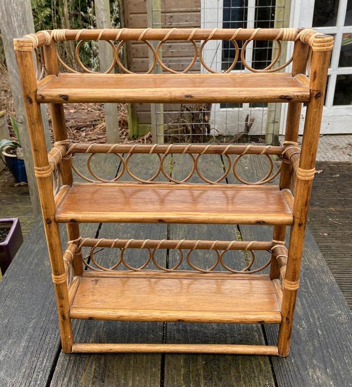 Leuk Bamboe Rekje - vintage retro mid century seventies, Antiek en Kunst, Antiek | Meubels | Kasten, Ophalen of Verzenden