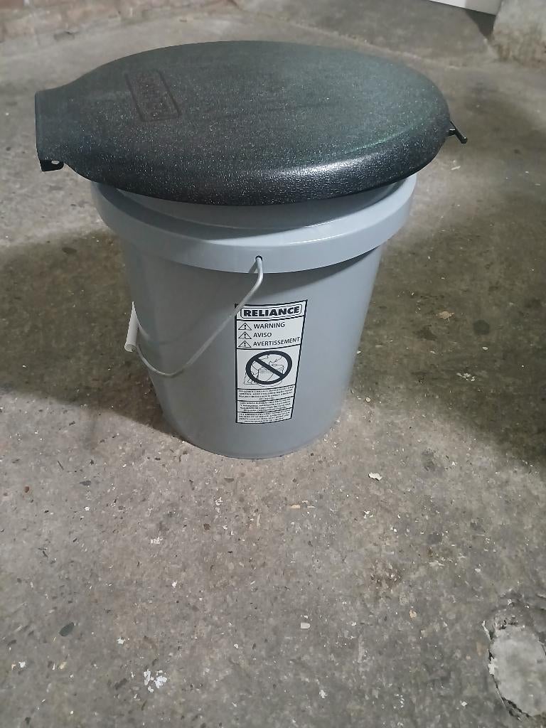 Draagbare toiletemmer, Ophalen, Zo goed als nieuw