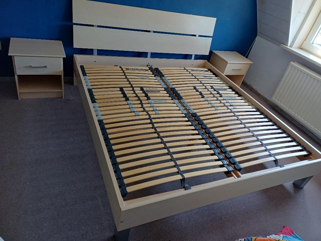 Bed met 2 nachtkastjes, Huis en Inrichting, Ophalen, Gebruikt, Overige kleuren, Tweepersoons