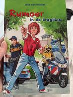 Rumoer in de brugklas - Joke van Winkel, Ophalen of Verzenden, Gelezen, Fictie algemeen