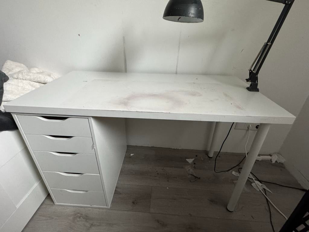 Bureau met ladeblok en bureaulamp, Huis en Inrichting, Ophalen of Verzenden, Gebruikt, Bureau
