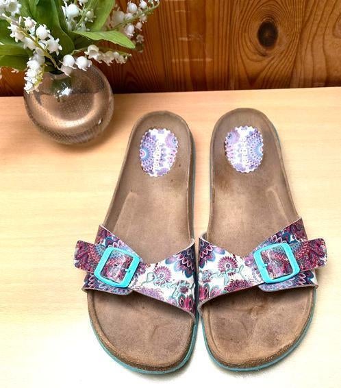 Desigual slippers maat 42 [1], Slippers, Overige kleuren, Ophalen of Verzenden, Zo goed als nieuw