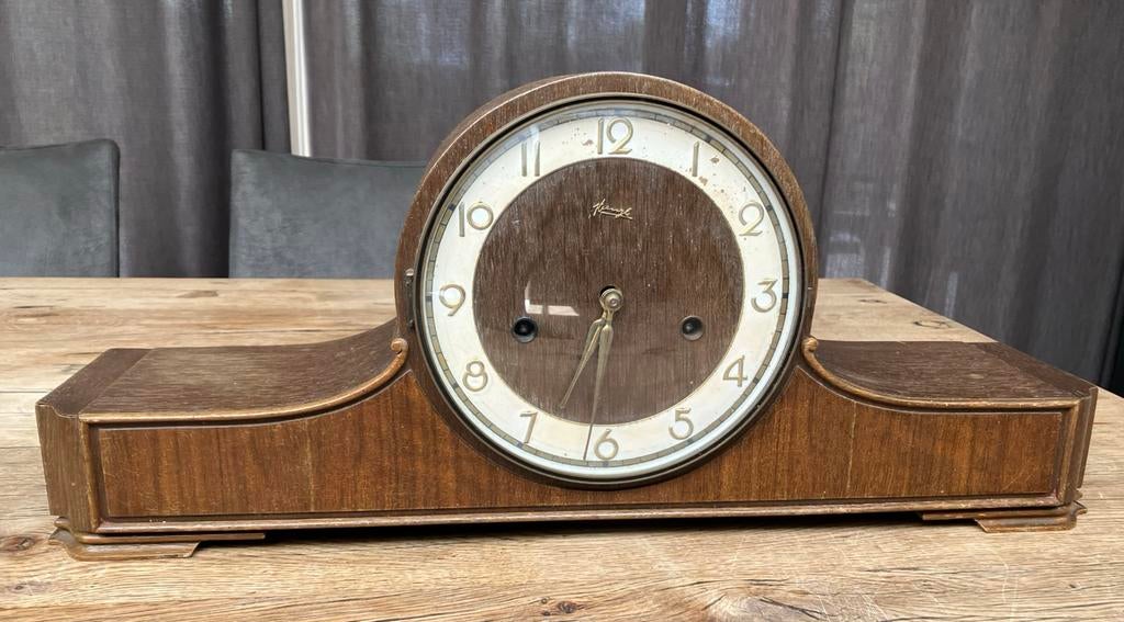 Antieke werkende Kienzle pendule - tafelklok, Antiek en Kunst, Antiek | Klokken, Ophalen