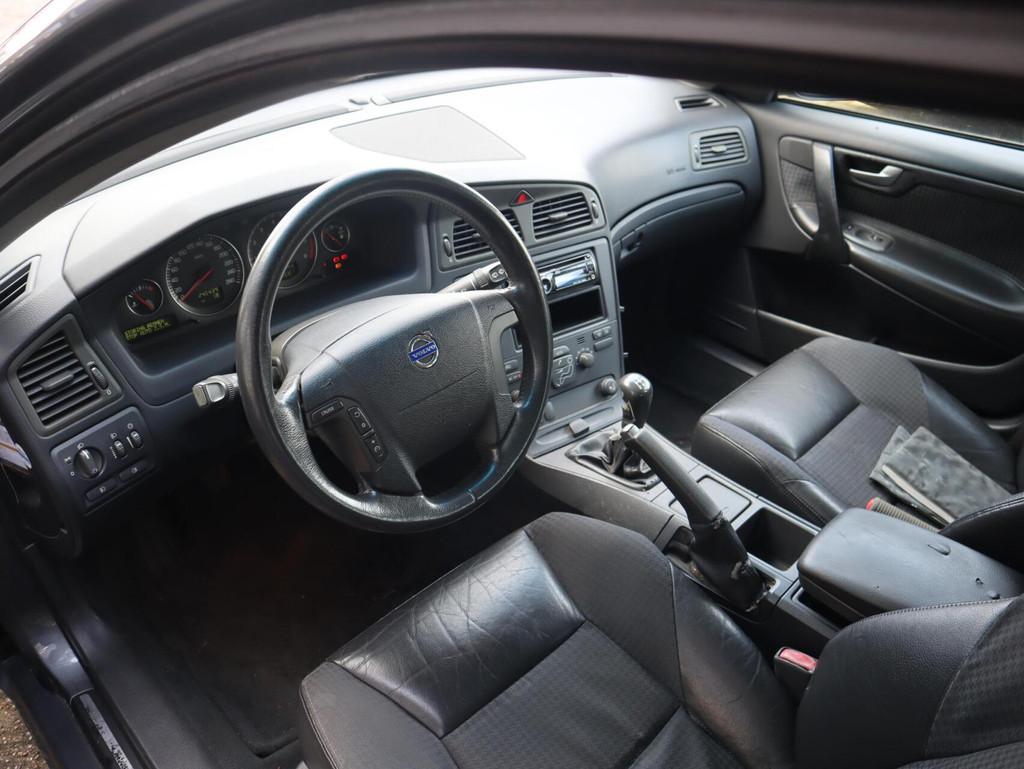 Volvo V70 2.4 Comfort Line Loop of Sloop!, Auto's, Voorwielaandrijving, Euro 4, Zilver of Grijs, 84 €/maand