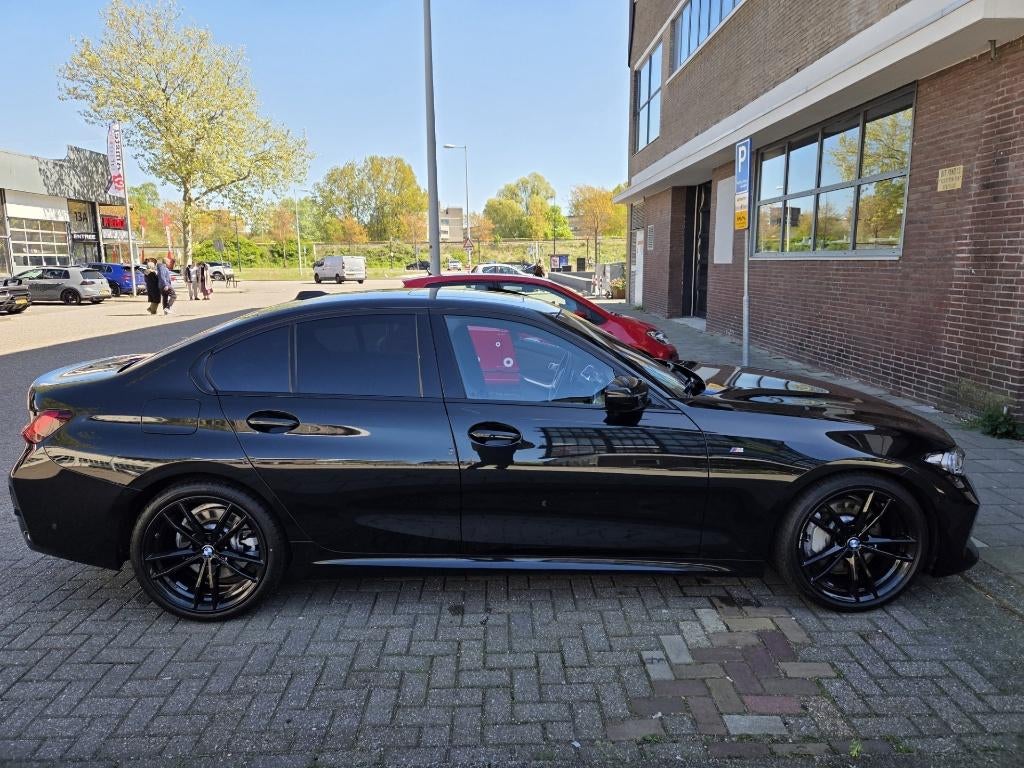 BMW 3-Serie 330d 286pk Aut 2022 Zwart LCI, Automaat, Achterwielaandrijving, 1250 kg, Euro 6