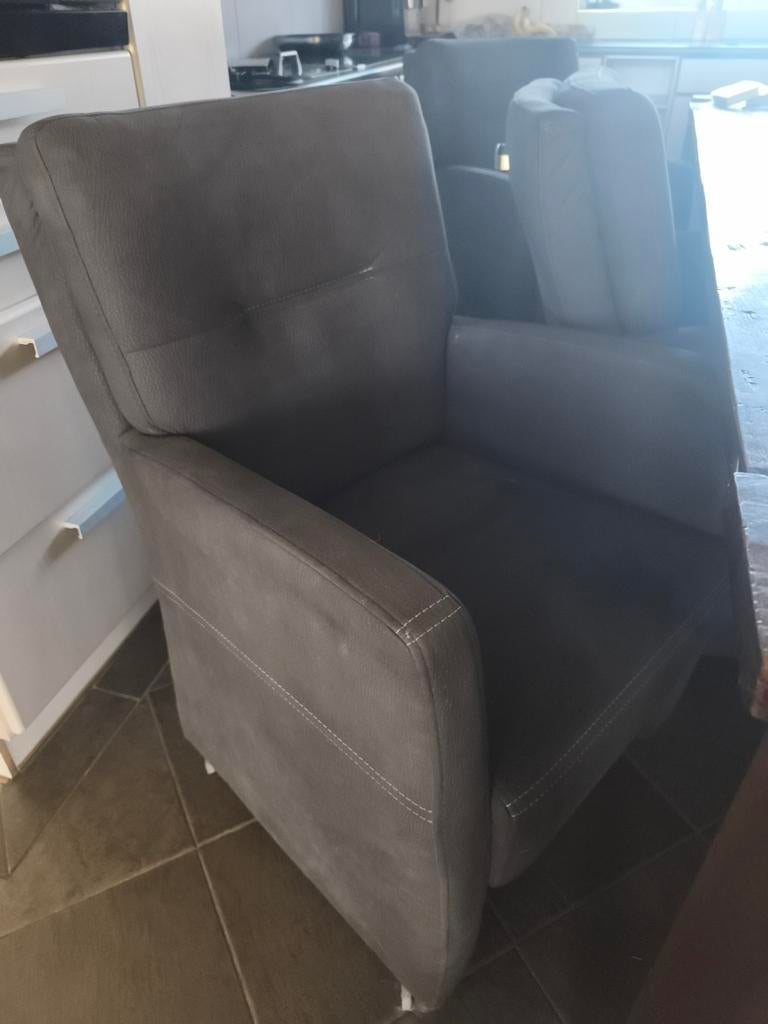 6 comfortabele stoelen met wieltjes - Wegens verhuizing, Gebruikt, Ophalen of Verzenden, Vijf, Zes of meer stoelen, Modern