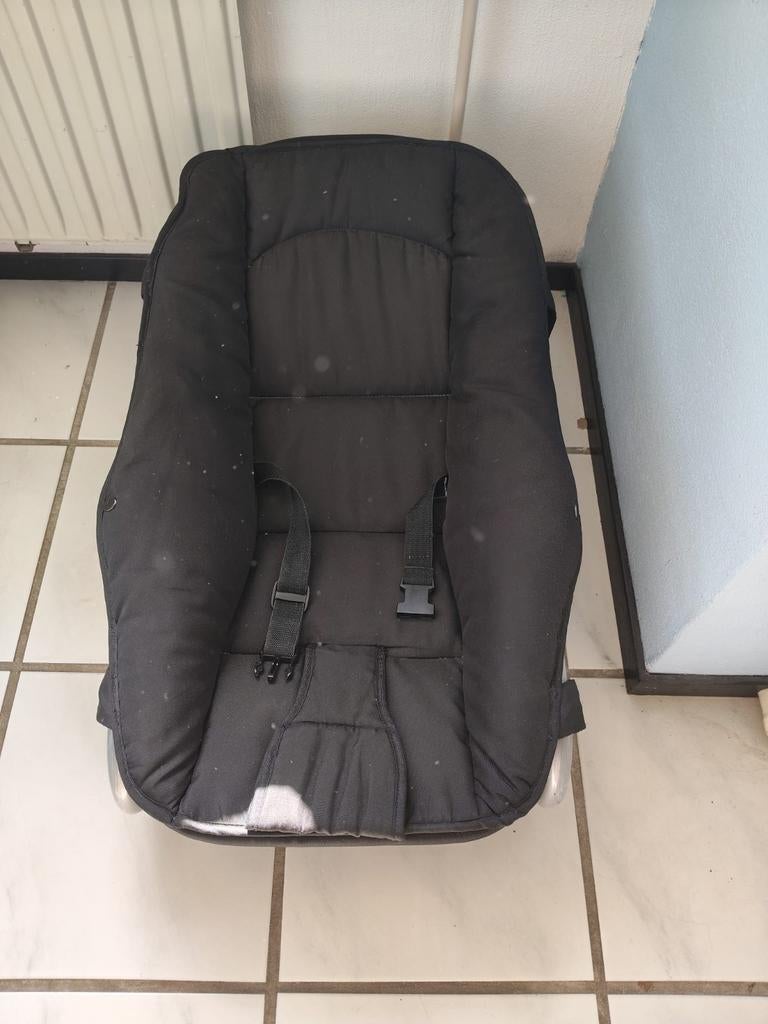 Gratis nette wipper, Kinderen en Baby's, Wipstoeltjes, Gebruikt, Wipstoel, Met gordel(s) of riempje(s), Ophalen
