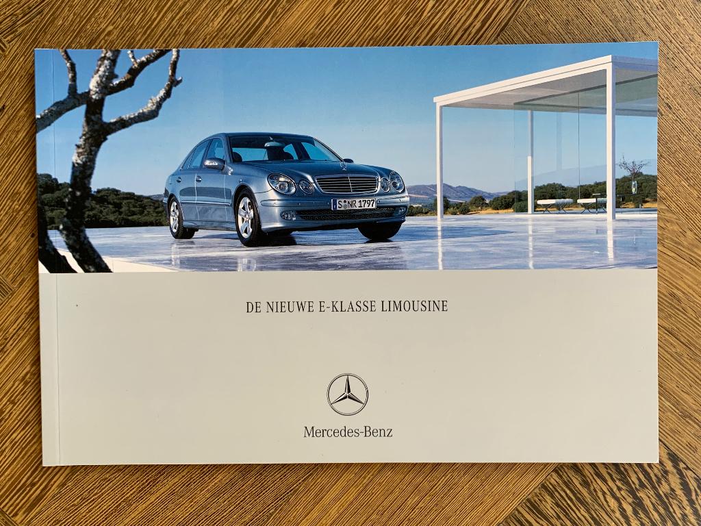Folder, brochure Mercedes-Benz E-klasse sedan W211 2002 nieu, Nieuw, Mercedes-Benz, Mercedes, Ophalen of Verzenden