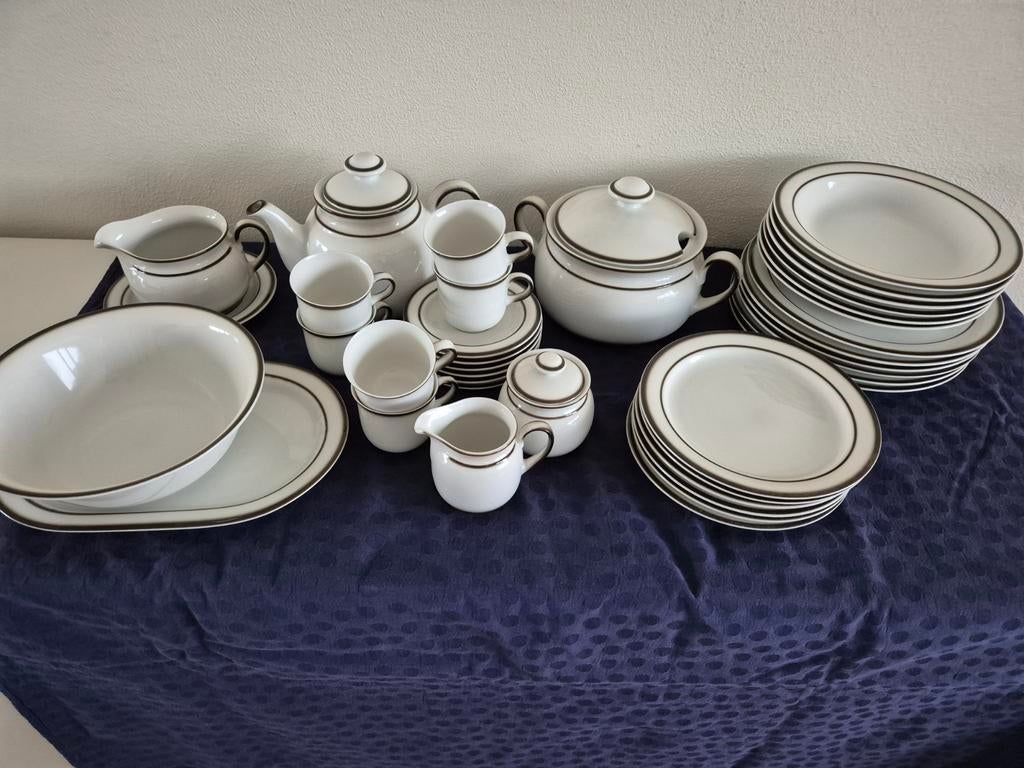 Winterling Röslau Bavaria servies 31 delig, Huis en Inrichting, Keuken | Servies, Ophalen, Zo goed als nieuw, Porselein, Overige stijlen