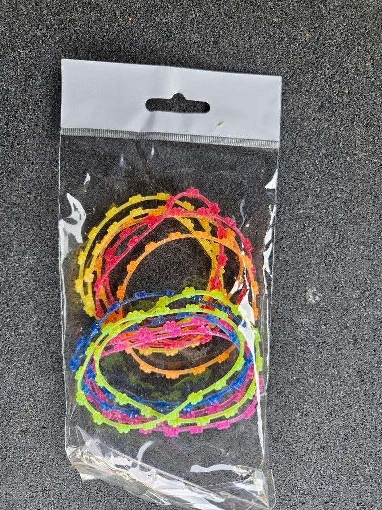 Partij silicone armbandjes ca 30.000st koningsdag markt, Ophalen, Nieuw