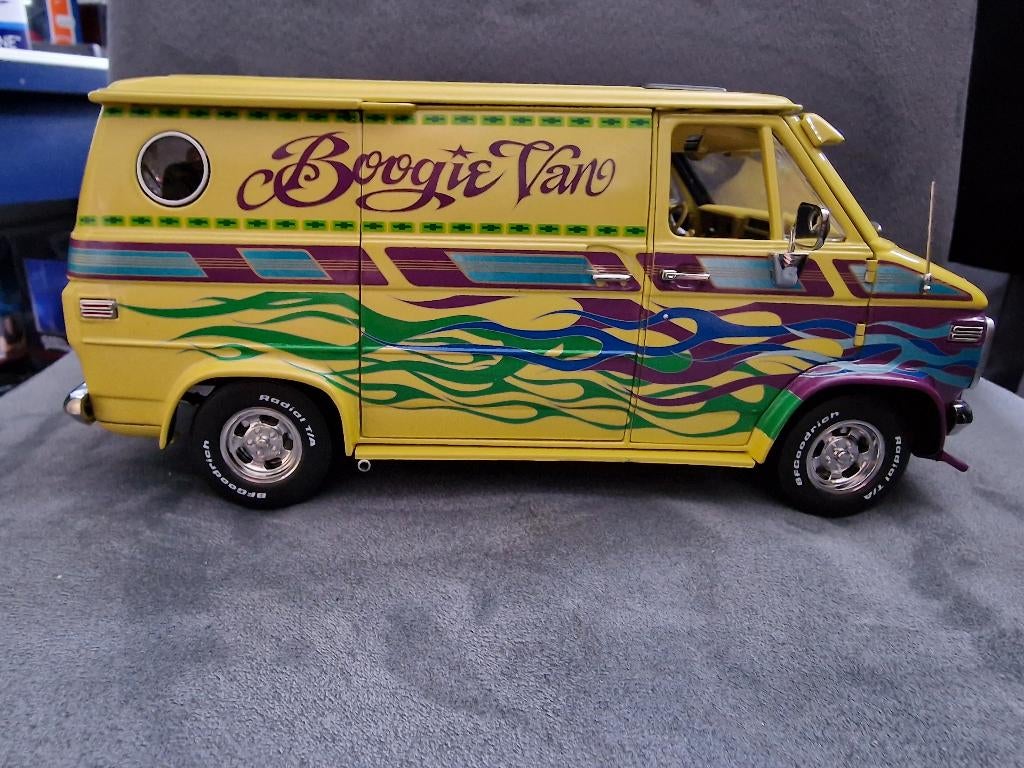 Chevrolet G-Series Van "The Boogie Van" Acme 1:18, Overige merken, Christian@diecastcompany.nl, Auto, Diecast Company