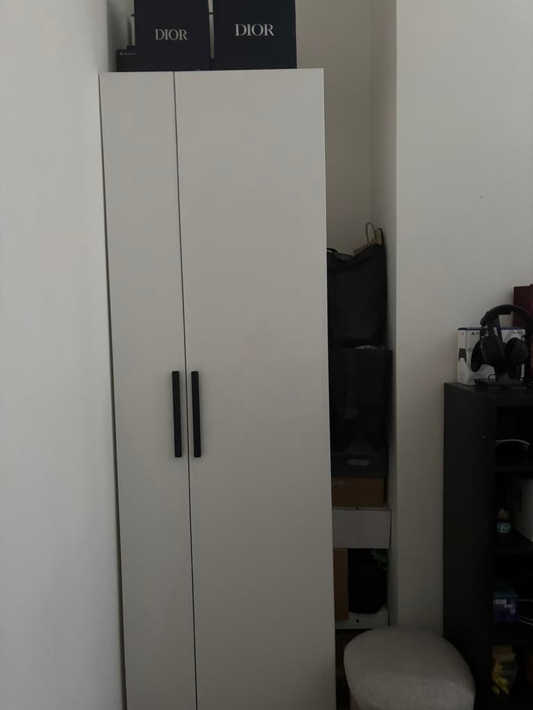 Pax kast hoogglans wit met zwarte grepen, Ophalen, Zo goed als nieuw