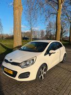 Kia Rio 1.2 CVVT 5-Deurs|Keyless|Parkeersens|Media|Zuinig, Auto's, Kia, Euro 5, Zwart, 4 cilinders, Origineel Nederlands