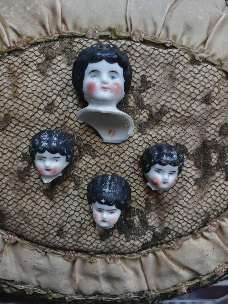 4 antieke porseleinen China doll hoofdjes.., Verzenden, Gebruikt, Pop