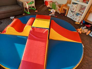 Super gave grote kussenset beschikbaar voor biedingen