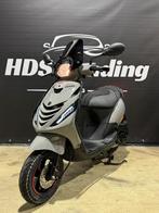 Piaggio Zip 2020 Brom Nardo Grey E4 Custom Zadel 3MND GARANT, Ophalen, Maximaal 45 km/u, Zip, Zo goed als nieuw