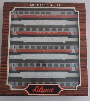 Liliput Swiss Express rijtuigen. beschikbaar voor biedingen