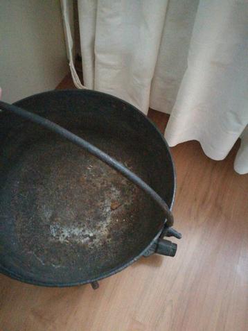 Pan en ( sier )  brander beschikbaar voor biedingen
