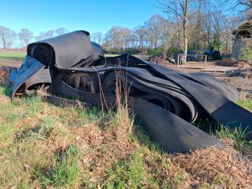 Rubberen matten beschikbaar voor biedingen