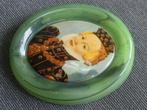 Oude broche met portret van een adellijke dame., Verzenden, Overige materialen, Broche