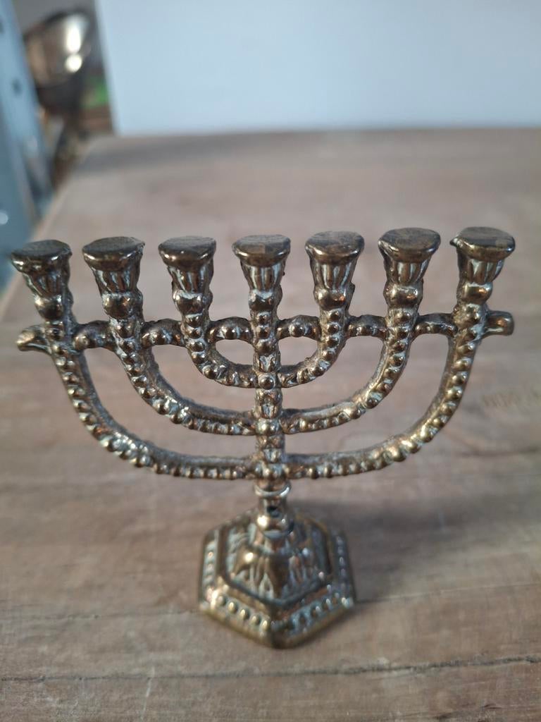 Bronzen Menora kandelaar, Antiek en Kunst, Antiek | Kandelaars, Ophalen of Verzenden, Koper of Brons