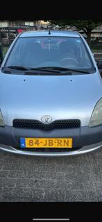 Toyota Yaris 1.0 16V Vvti 5DR SOL 2002 Grijs, Voorwielaandrijving, 4 cilinders, 400 kg, Origineel Nederlands